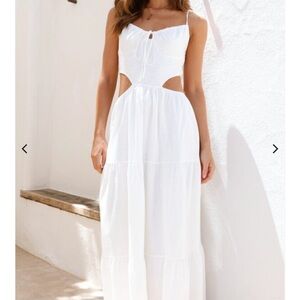 Billy J Elegant White Sleeveless Dress size small never worn tags attached